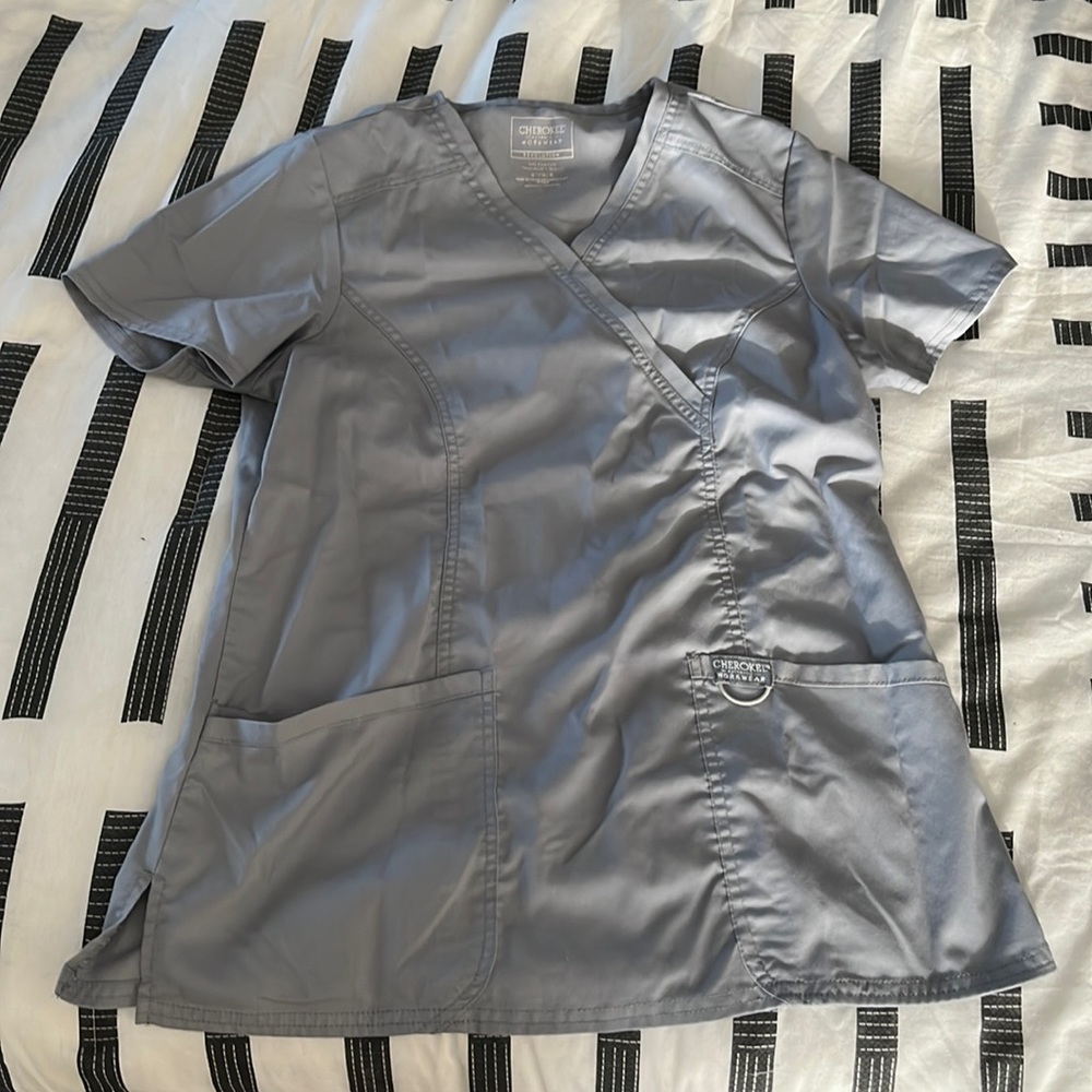 Light grey/silver Cherokee workwear scrub top